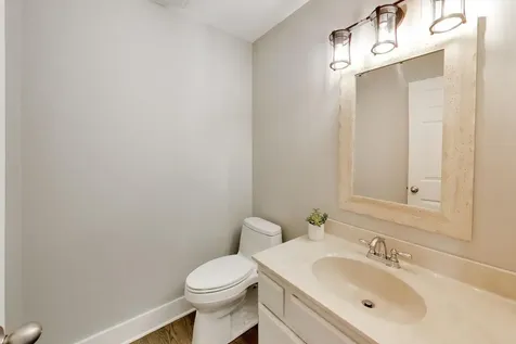 1604 Churchill Court Libertyville IL 60048
