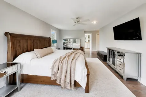 1604 Churchill Court Libertyville IL 60048