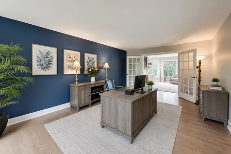 1604 Churchill Court Libertyville IL 60048