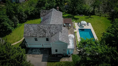 1604 Churchill Court Libertyville IL 60048