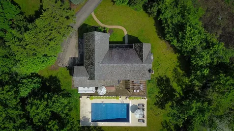 1604 Churchill Court Libertyville IL 60048