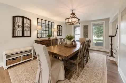 1604 Churchill Court Libertyville IL 60048