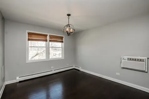 4629 Main Street Skokie IL 60076