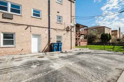 4629 Main Street Skokie IL 60076