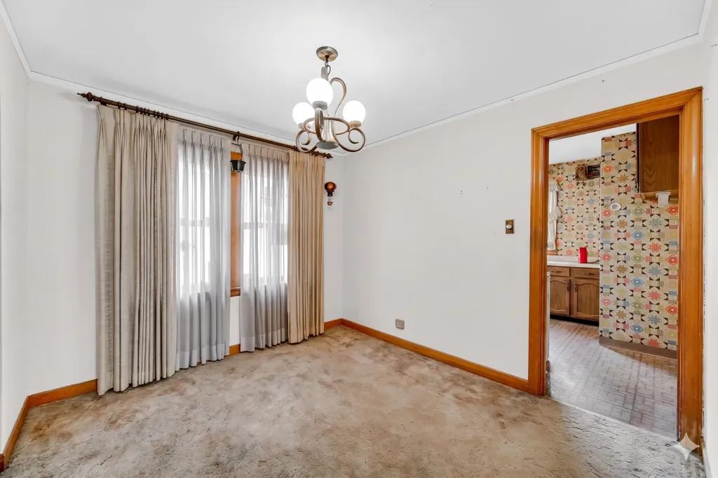 3748 West 54th Street Chicago IL 60632