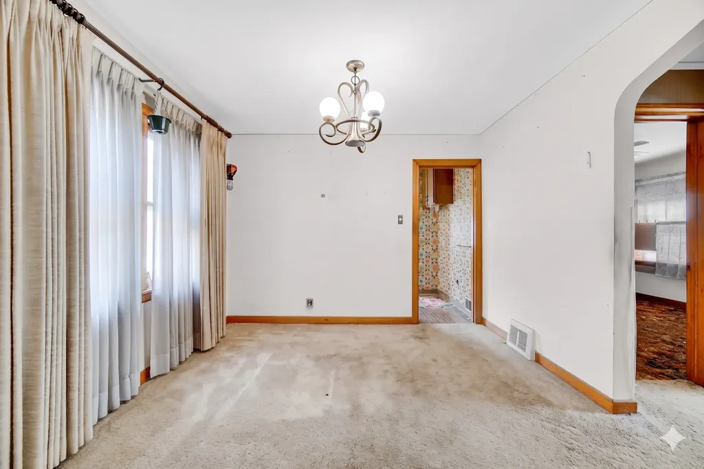 3748 West 54th Street Chicago IL 60632