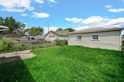 3748 West 54th Street Chicago IL 60632