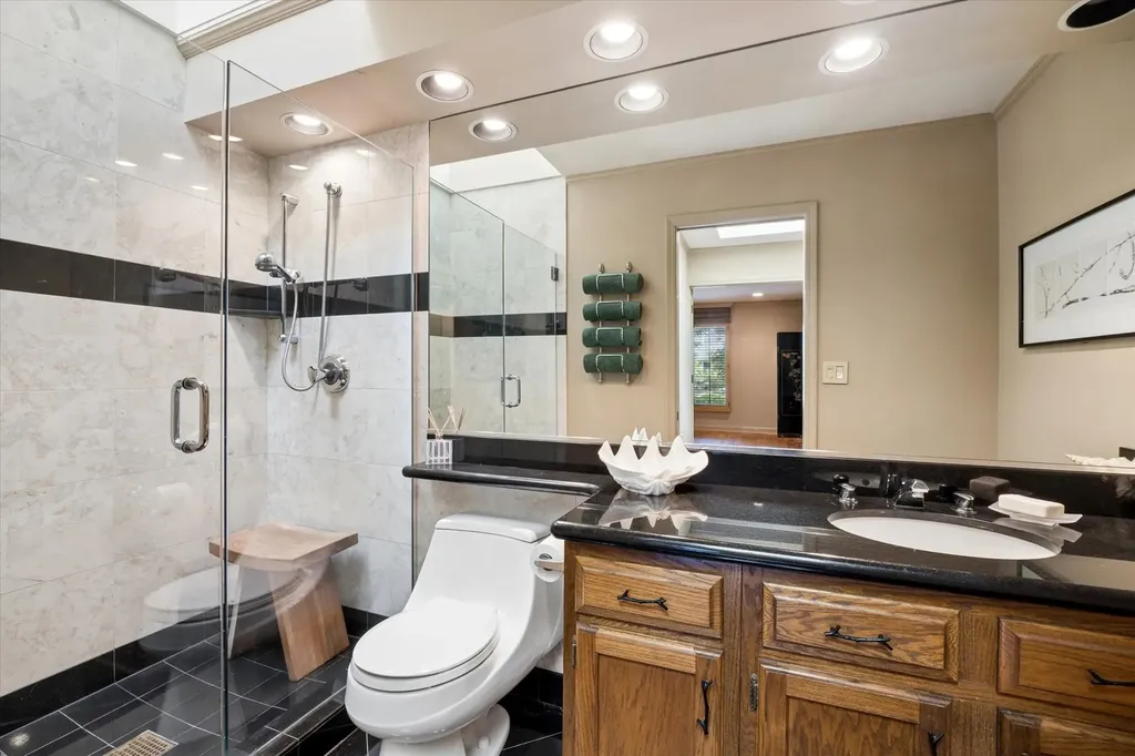 98 Briarwood Circle Oak Brook IL 60523