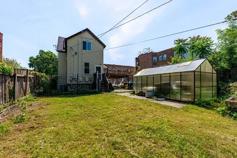 7412 South Phillips Avenue Chicago IL 60649