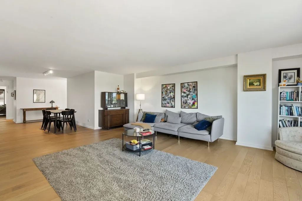3100 North Lake Shore Drive Chicago IL 60657