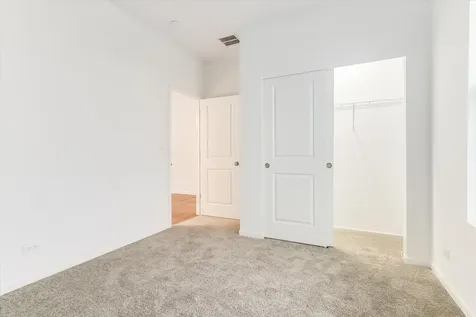 748 Alberta Avenue Oswego IL 60543