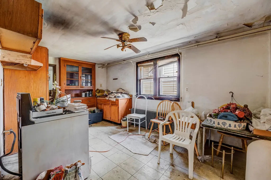5232 West 51st Street Chicago IL 60638