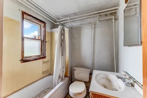 5232 West 51st Street Chicago IL 60638