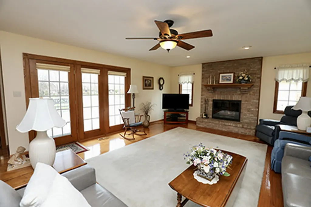 9 Honey Lane New Lenox IL 60451