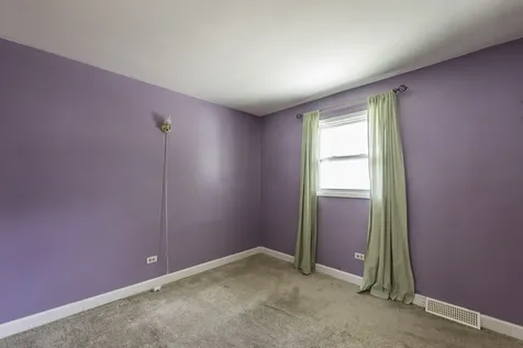 2528 Lucia Avenue Waukegan IL 60085