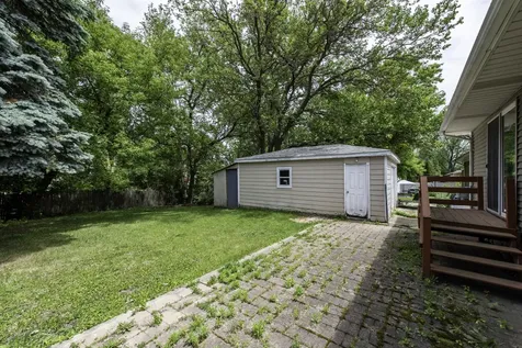 2528 Lucia Avenue Waukegan IL 60085