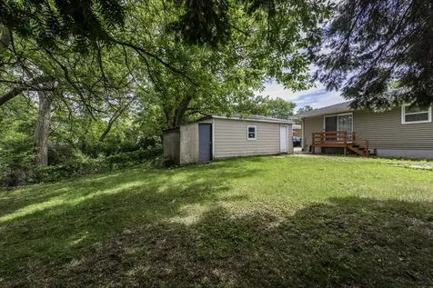 2528 Lucia Avenue Waukegan IL 60085