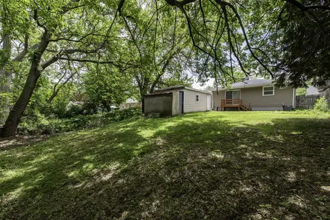 2528 Lucia Avenue Waukegan IL 60085