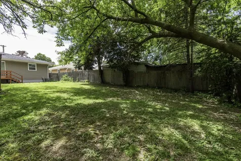 2528 Lucia Avenue Waukegan IL 60085