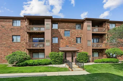 15719 Peggy Lane Oak Forest IL 60452