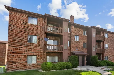 15719 Peggy Lane Oak Forest IL 60452