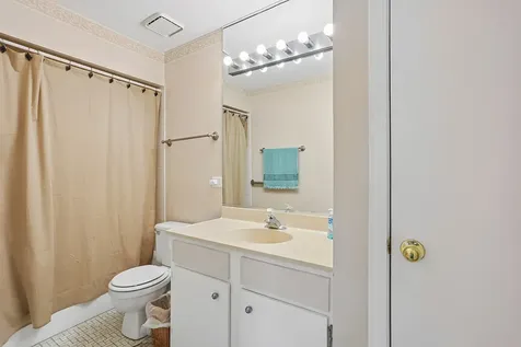 15719 Peggy Lane Oak Forest IL 60452
