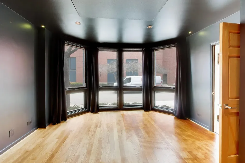 484 North Canal Street Chicago IL 60654