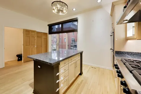 484 North Canal Street Chicago IL 60654