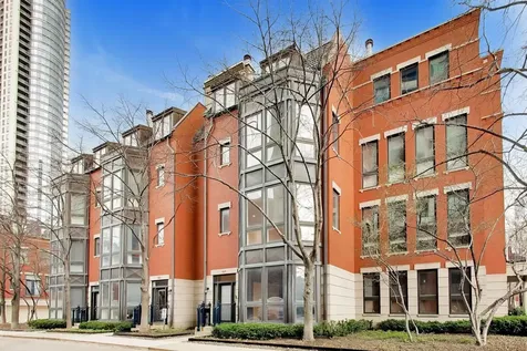 484 North Canal Street Chicago IL 60654