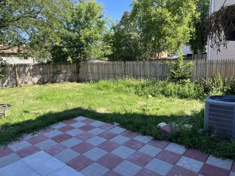 502 Powers Court Yorkville IL 60560