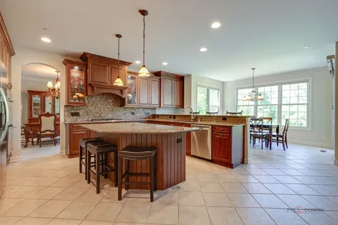 231 Cater Lane Libertyville IL 60048