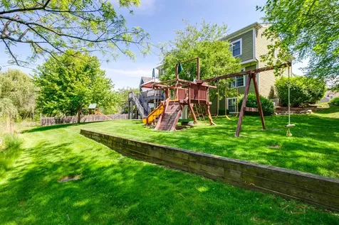 231 Cater Lane Libertyville IL 60048