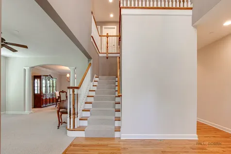 231 Cater Lane Libertyville IL 60048