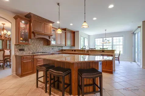 231 Cater Lane Libertyville IL 60048