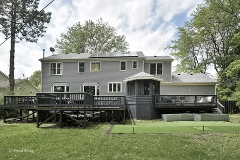 155 Salford Drive Algonquin IL 60102