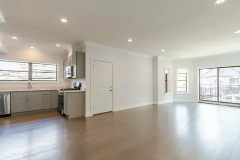 6344 North Artesian Avenue Chicago IL 60659