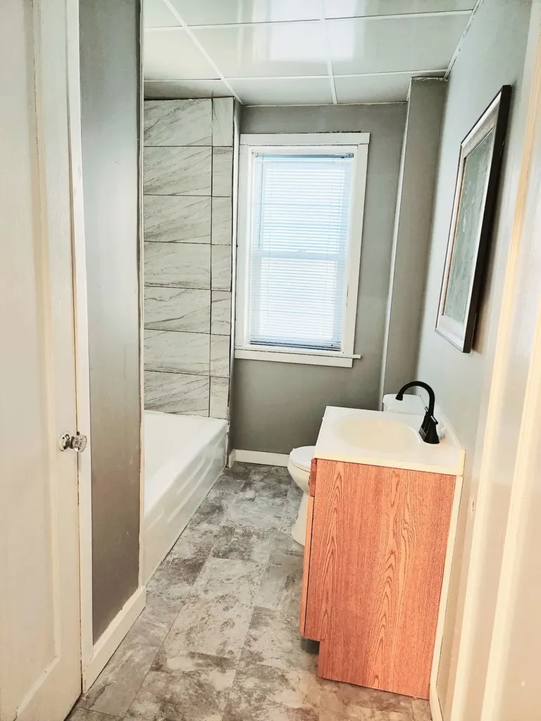8017 South Maryland Avenue Chicago IL 60619