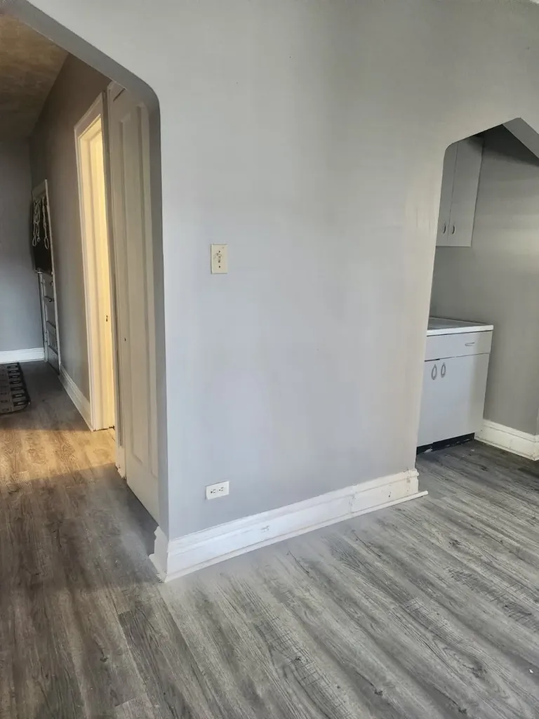 8017 South Maryland Avenue Chicago IL 60619