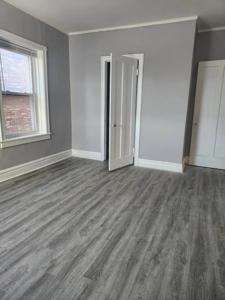 8017 South Maryland Avenue Chicago IL 60619