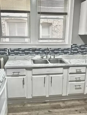 8017 South Maryland Avenue Chicago IL 60619