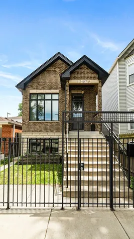 4147 South Wallace Street Chicago IL 60609