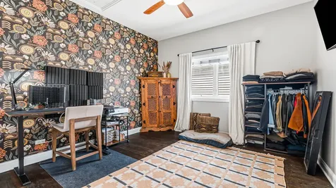 4147 South Wallace Street Chicago IL 60609