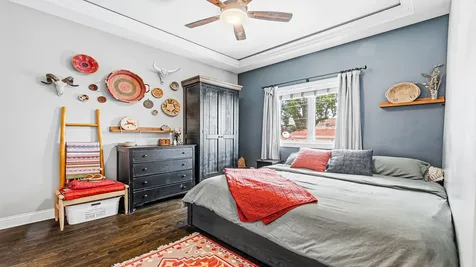 4147 South Wallace Street Chicago IL 60609