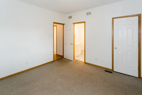 1319 North Campbell Avenue Chicago IL 60622