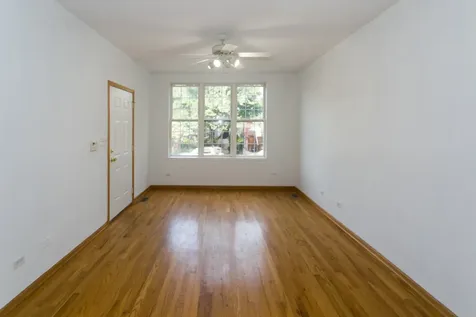 1319 North Campbell Avenue Chicago IL 60622