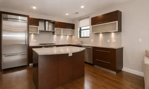 1926 North Lincoln Park West Street Chicago IL 60614