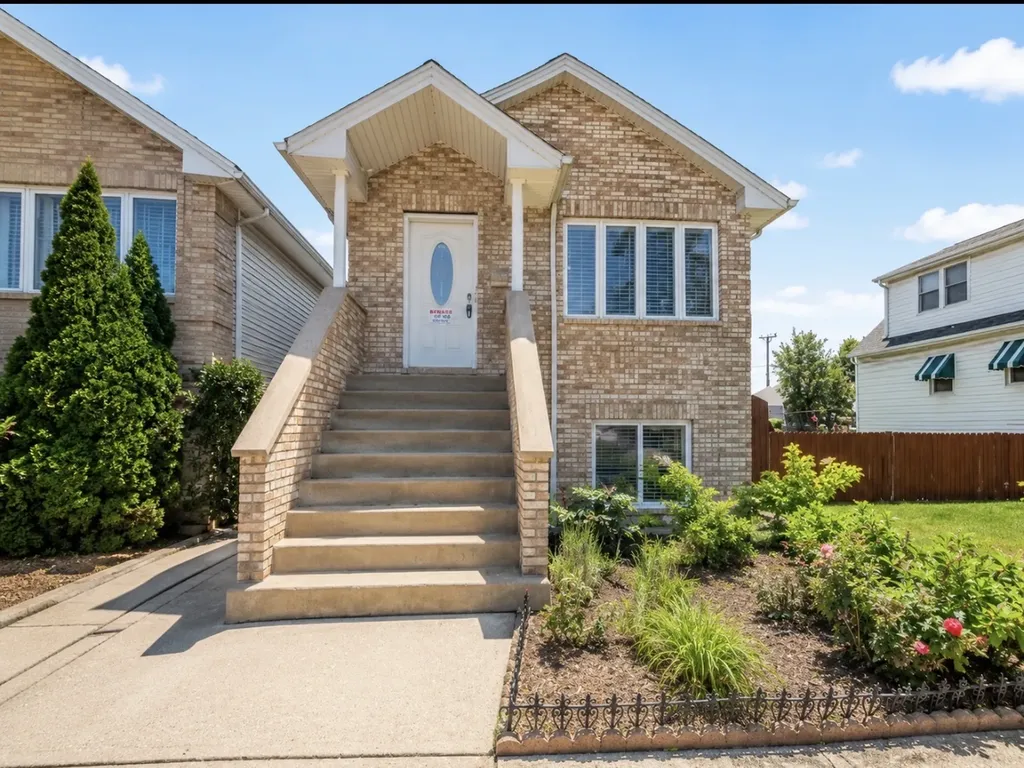 7319 West 58th Place Summit IL 60501