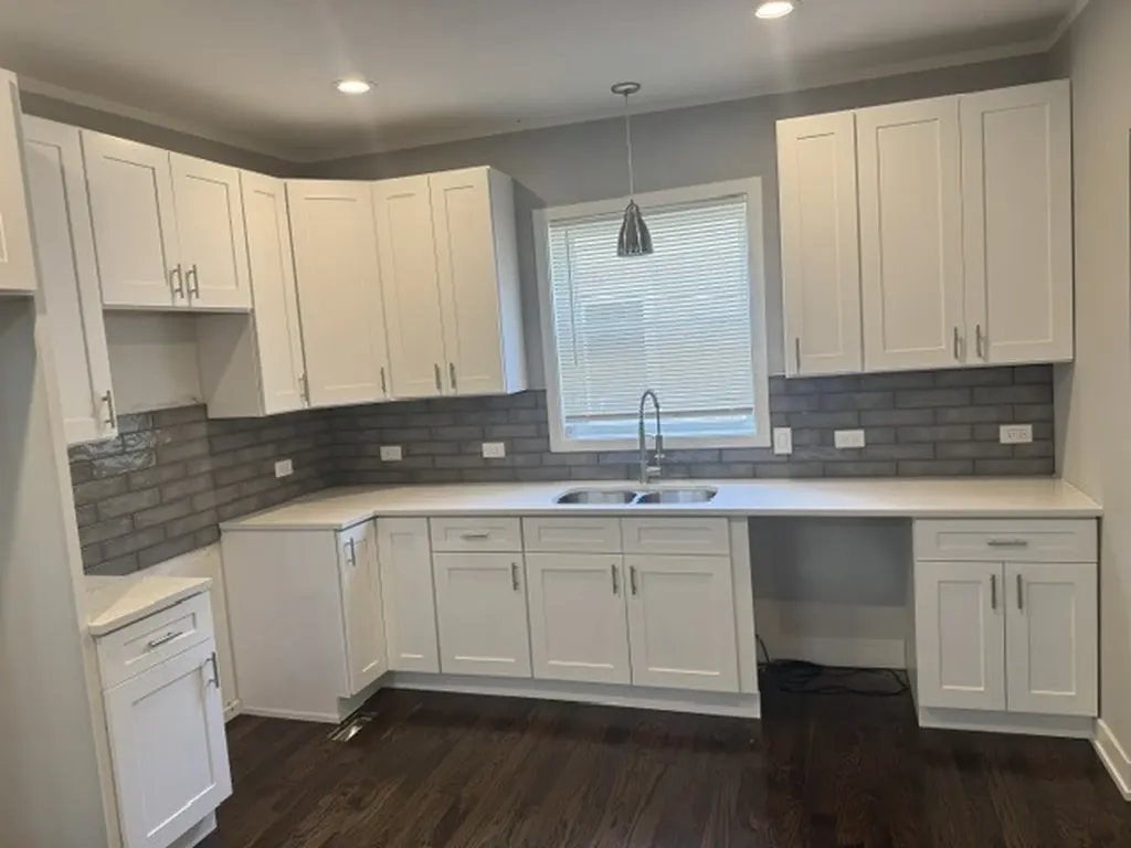 12410 South Stewart Avenue Chicago IL 60628