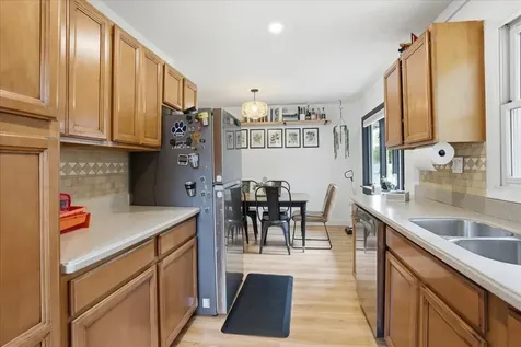 509 South 10th Avenue St. Charles IL 60174