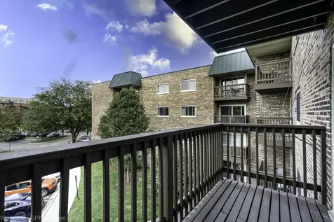 675 Grove Drive Elk Grove Village IL 60007